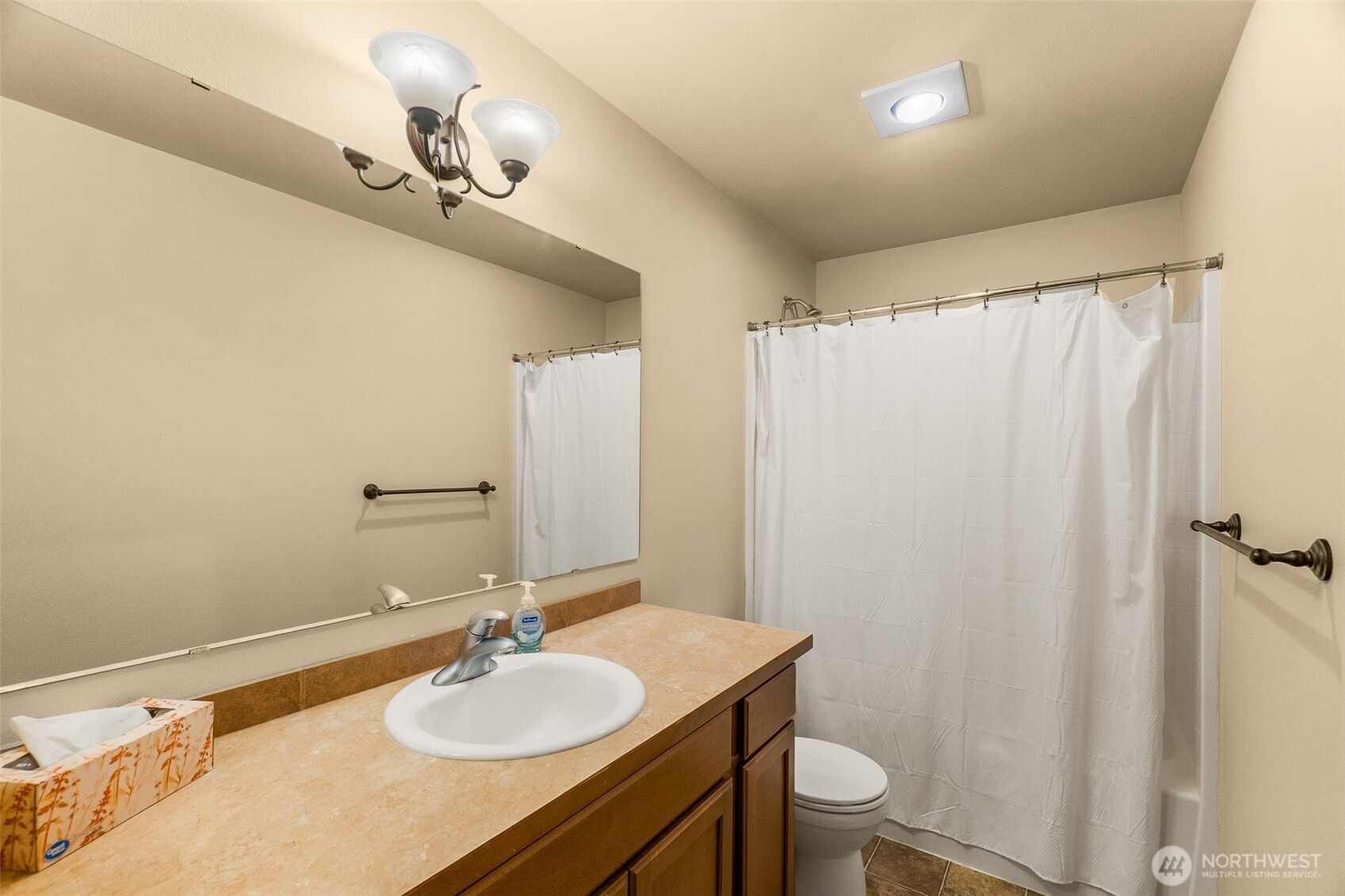 4709 Stonegate Street Property Photo 24