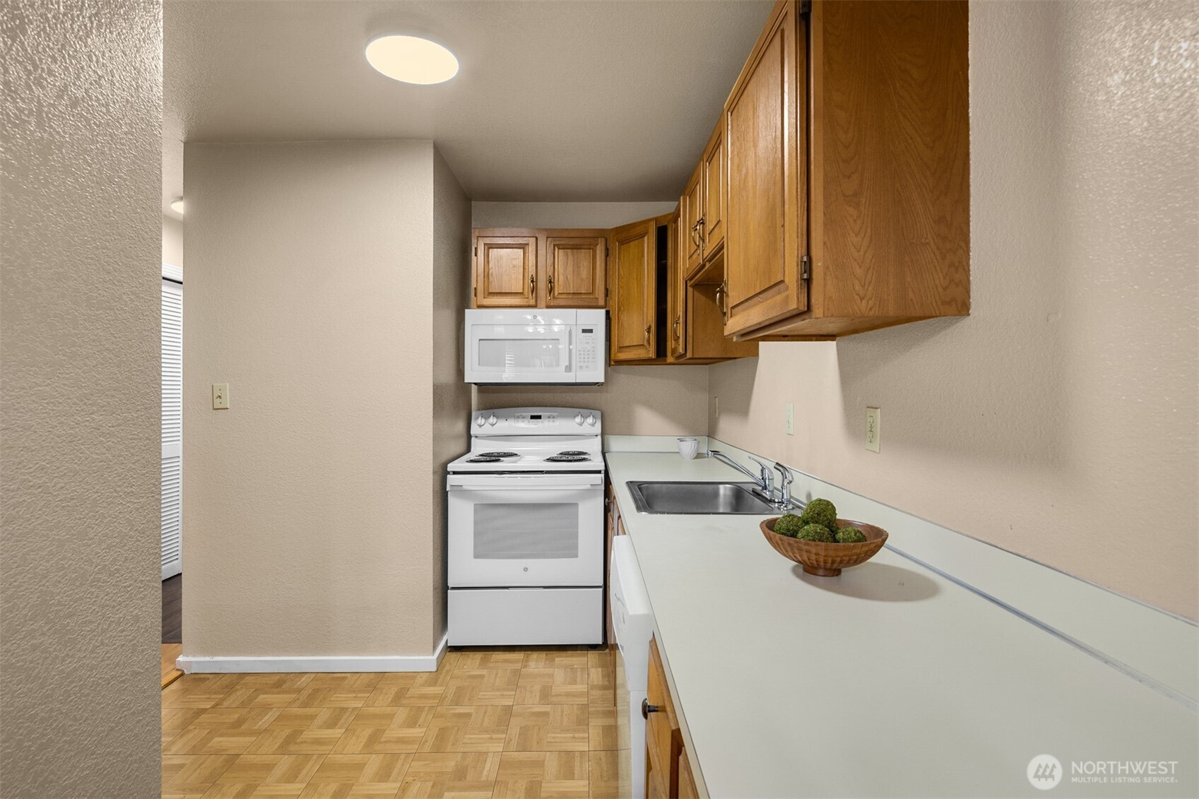 3024 Ne 143rd Street 103 Property Photo 10
