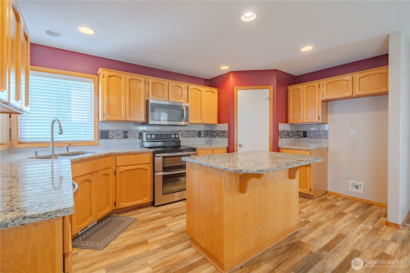 1116 Ne 170th Court Property Photo 4