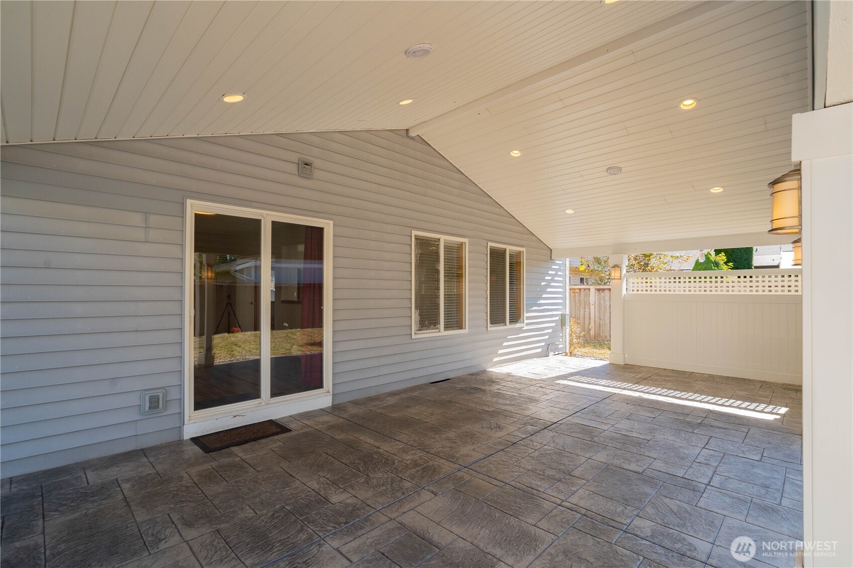1116 Ne 170th Court Property Photo 28