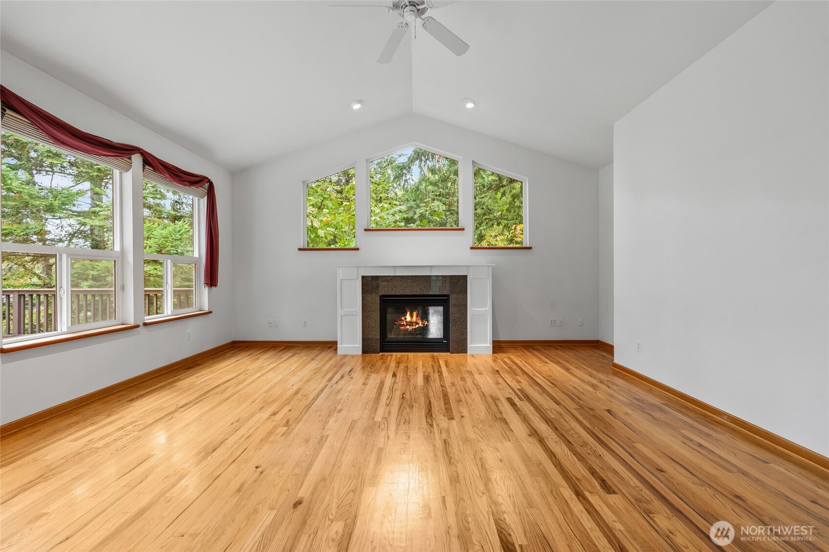 4203 Harrison Street Property Photo 9