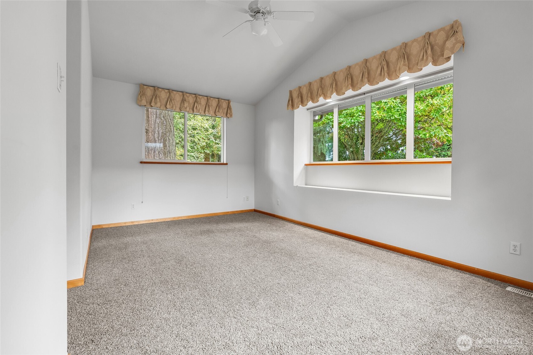 4203 Harrison Street Property Photo 19