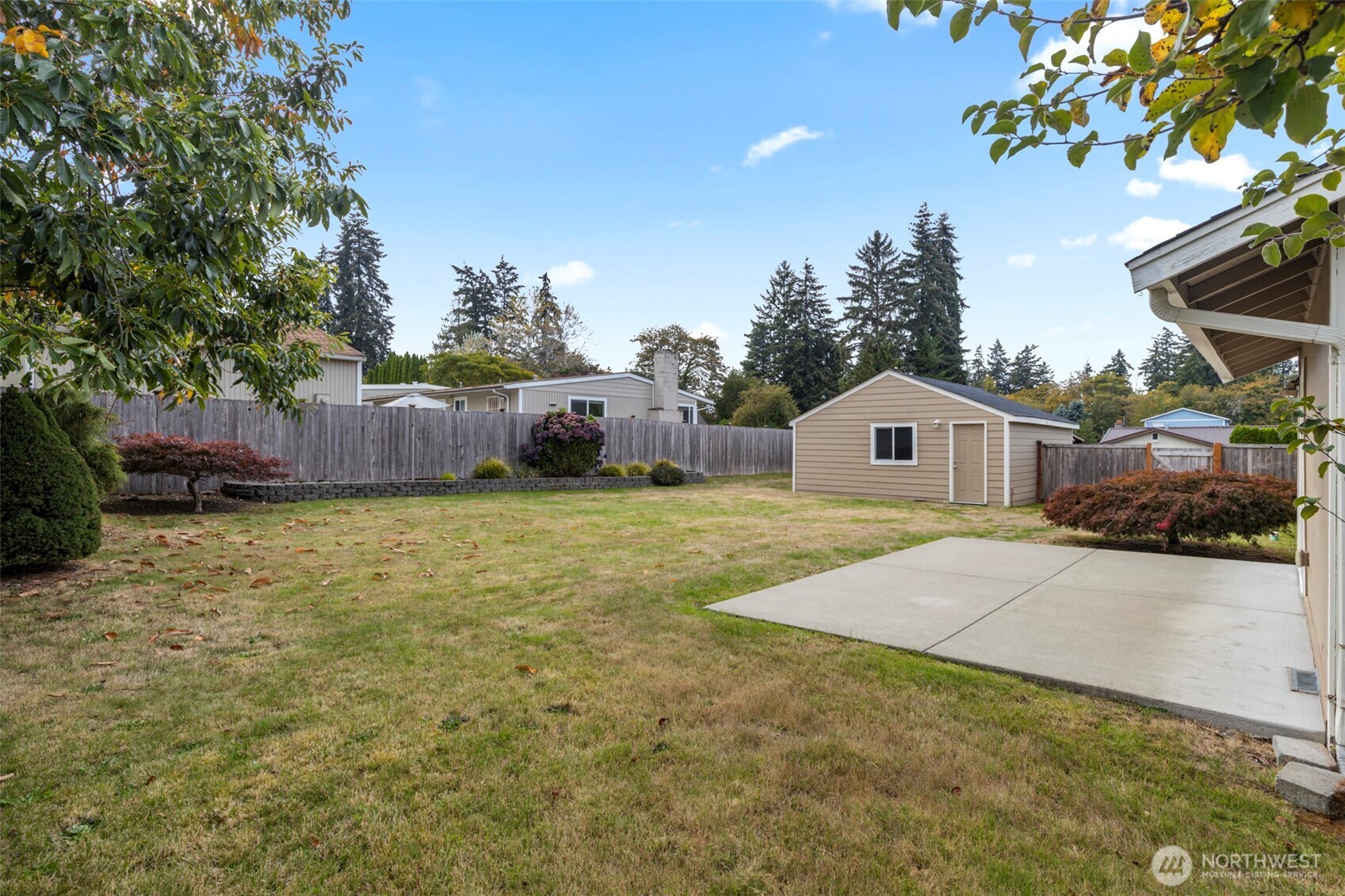 2502 Lexington Street Property Photo 3
