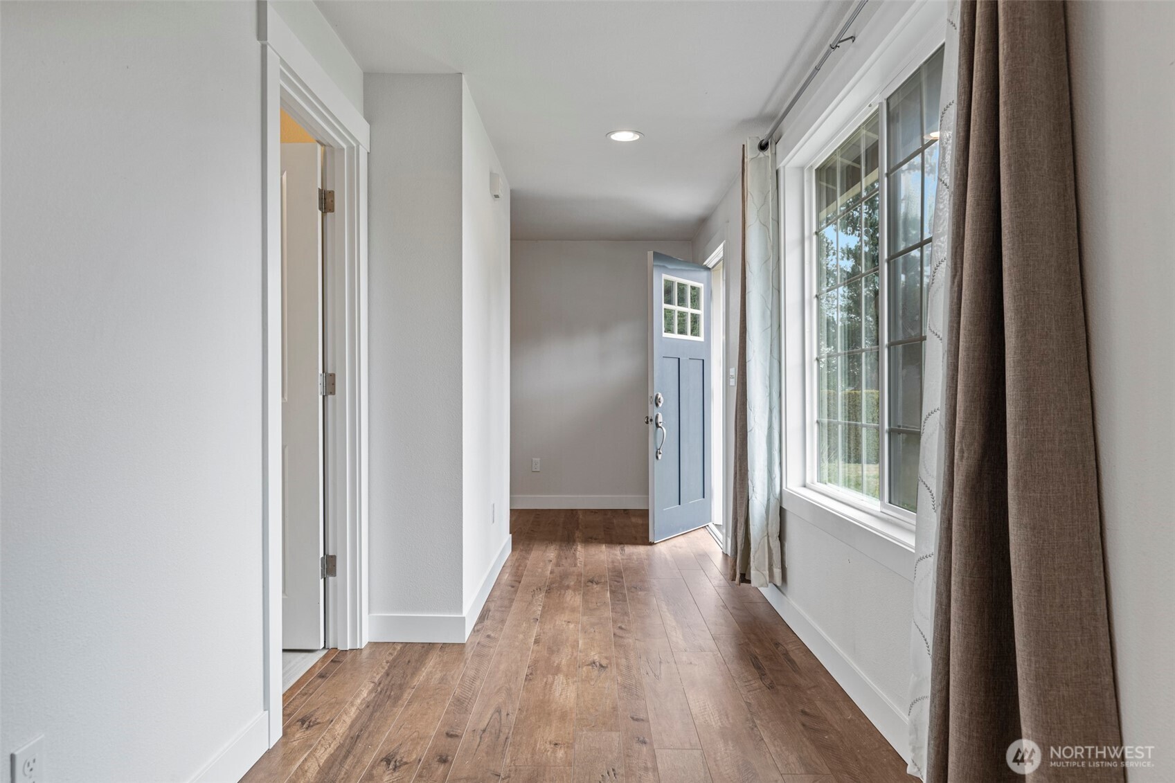2502 Lexington Street Property Photo 4