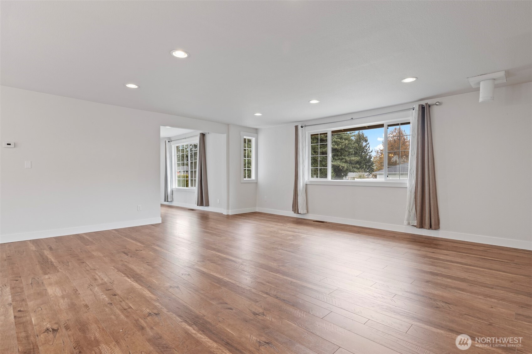 2502 Lexington Street Property Photo 5