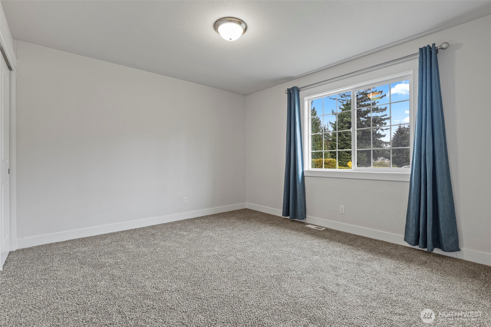 2502 Lexington Street Property Photo 17
