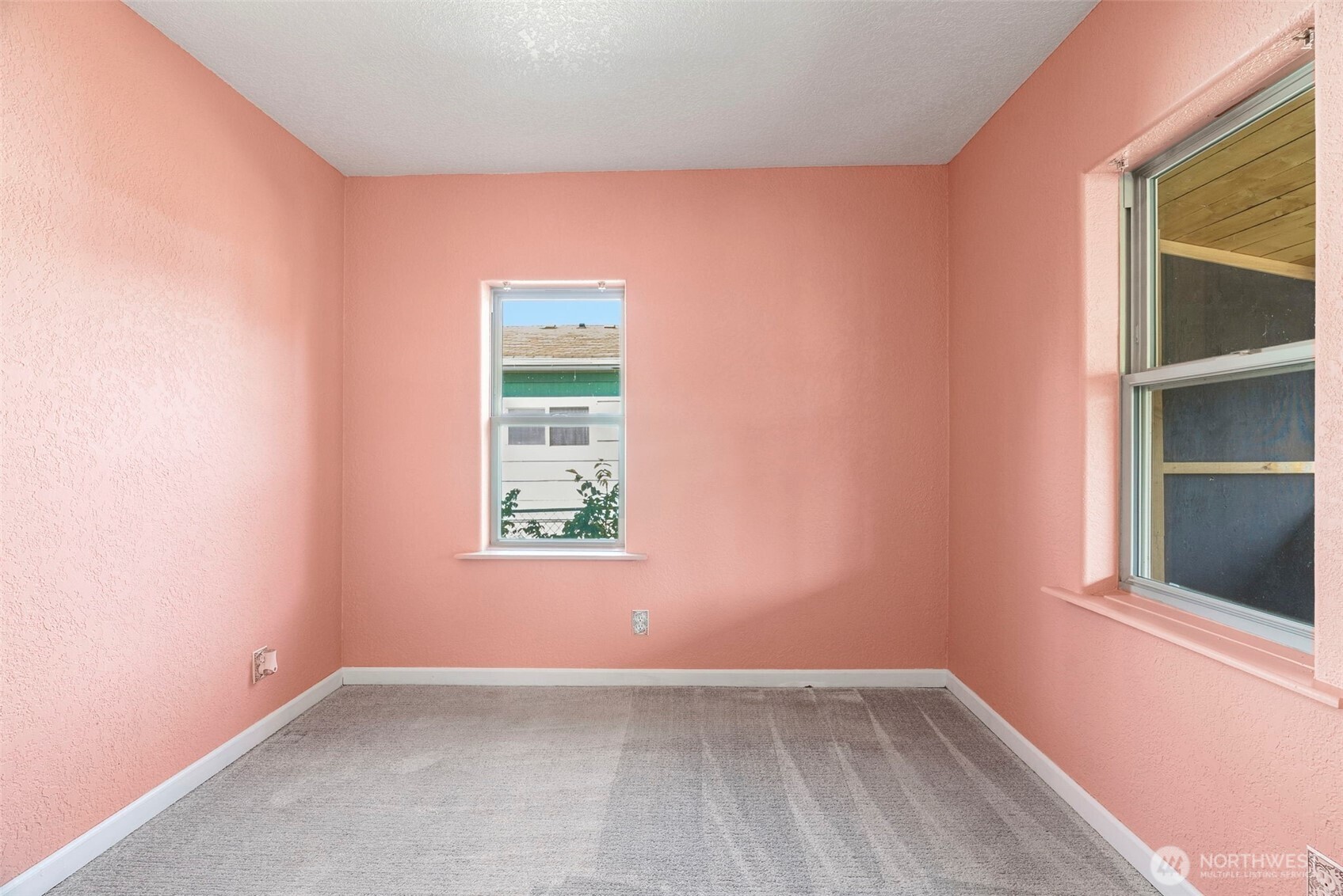 1423 Ross Avenue Property Photo 6
