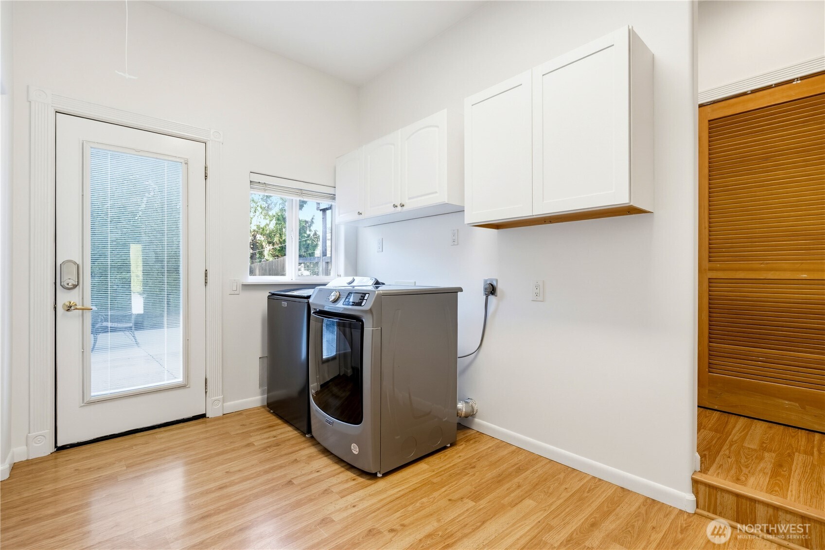 3326 Lakeway Drive Property Photo 27