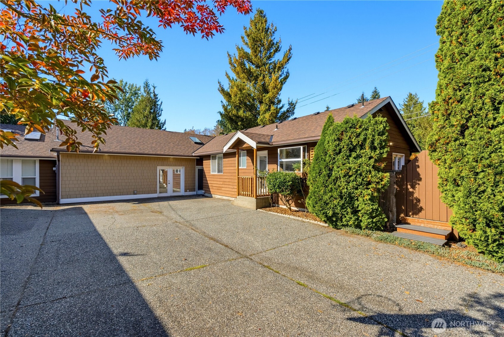 3326 Lakeway Drive Property Photo 37