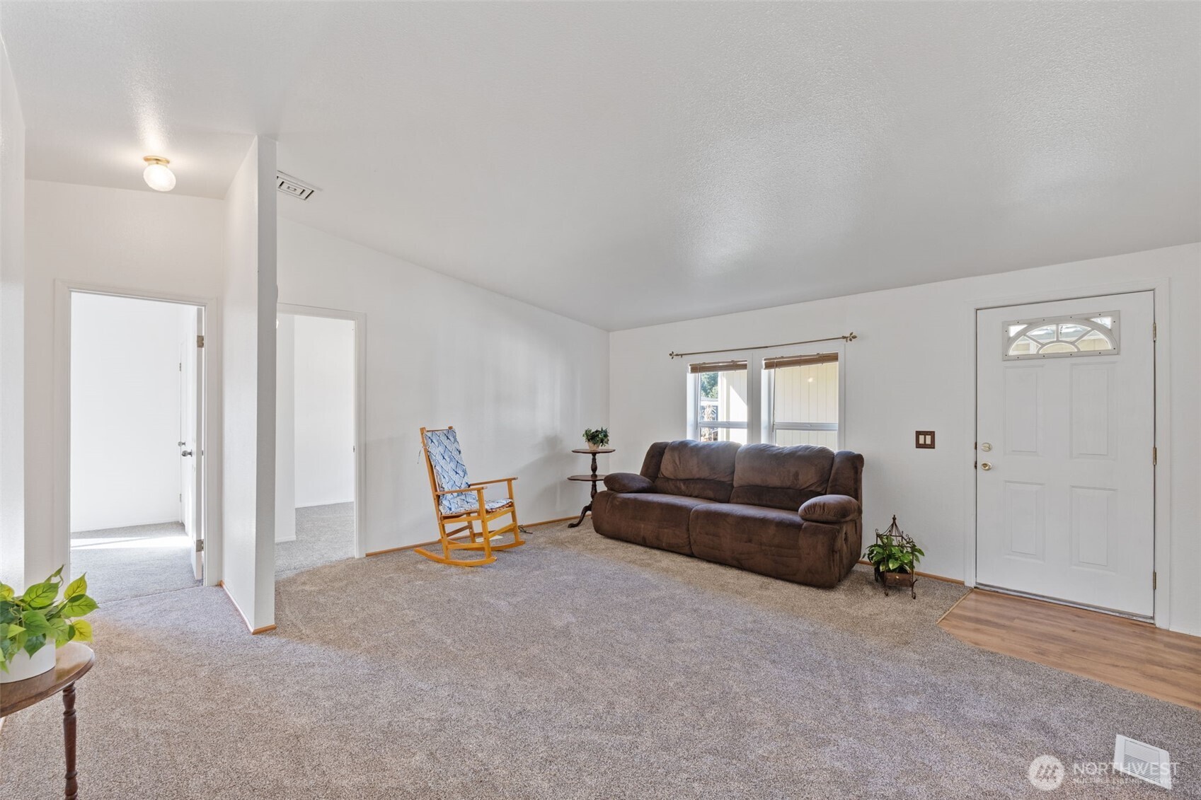 222 Maple Avenue 22 Property Photo 5