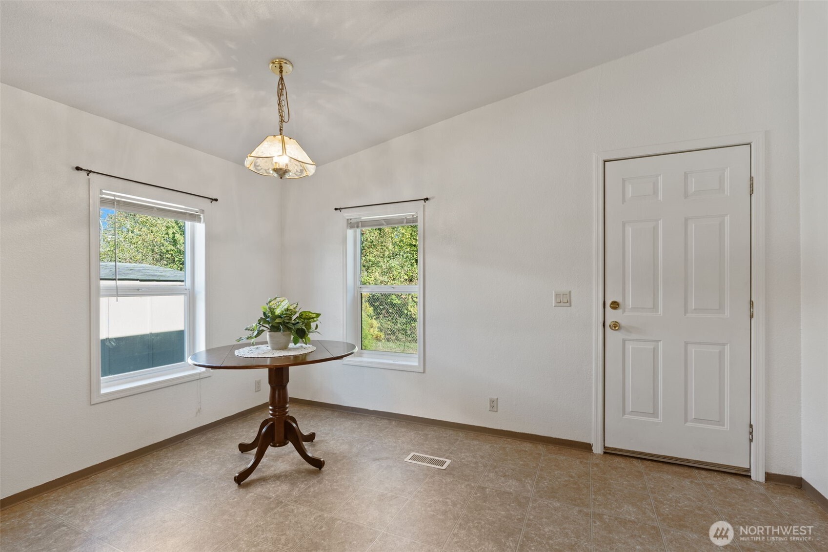 222 Maple Avenue 22 Property Photo 18