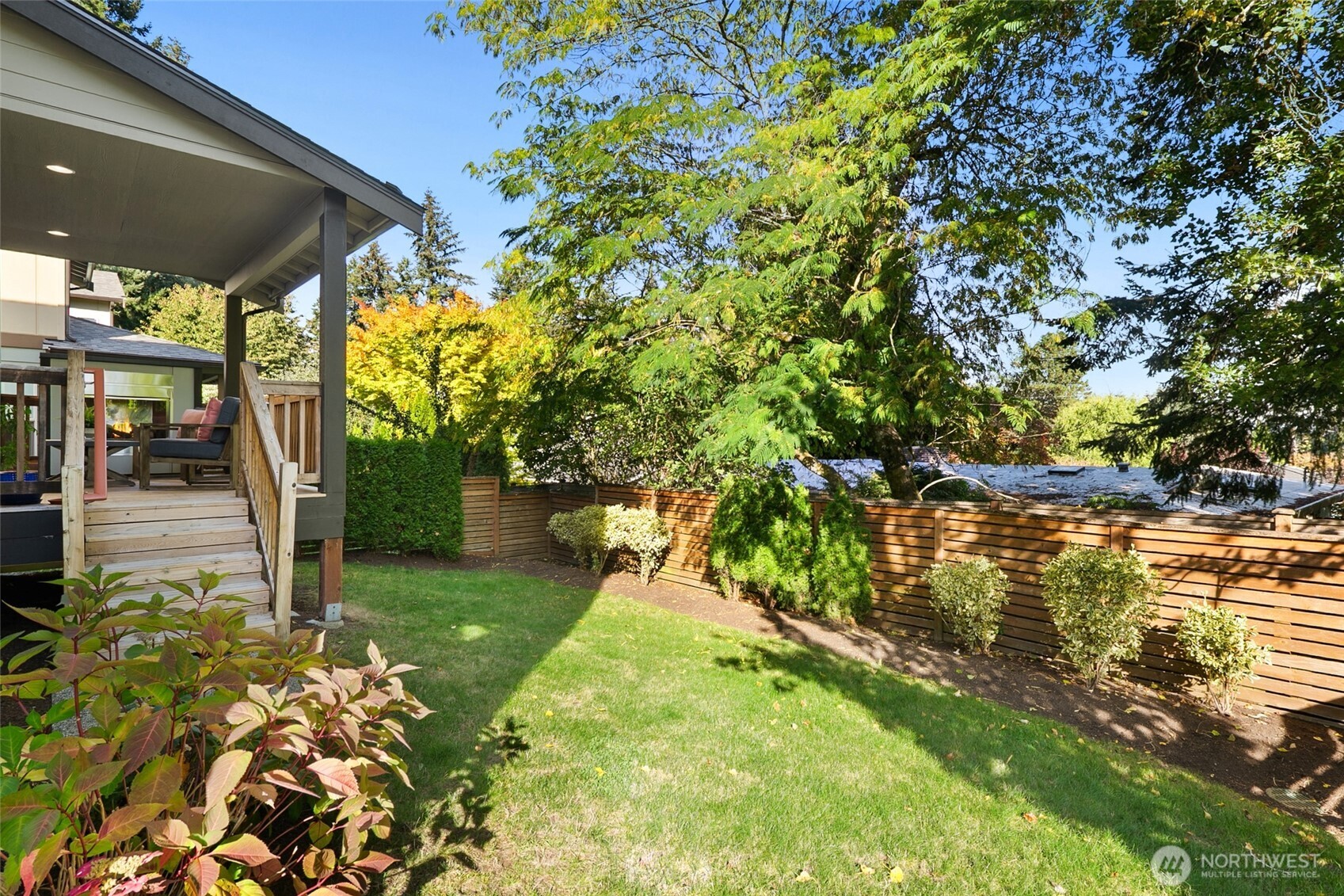 17504 92nd Place Property Photo 29
