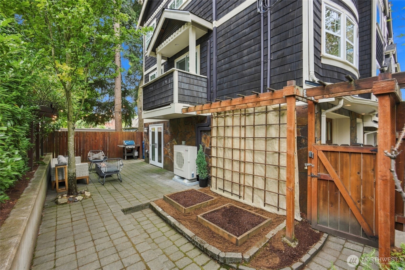 1109 E Harrison Street Property Photo 30