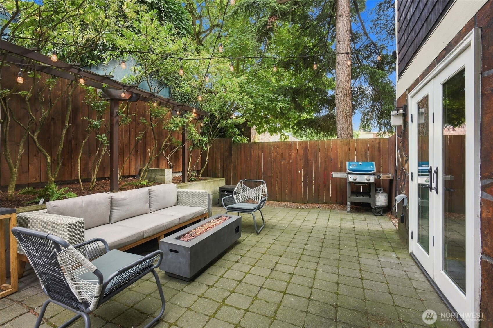 1109 E Harrison Street Property Photo 32