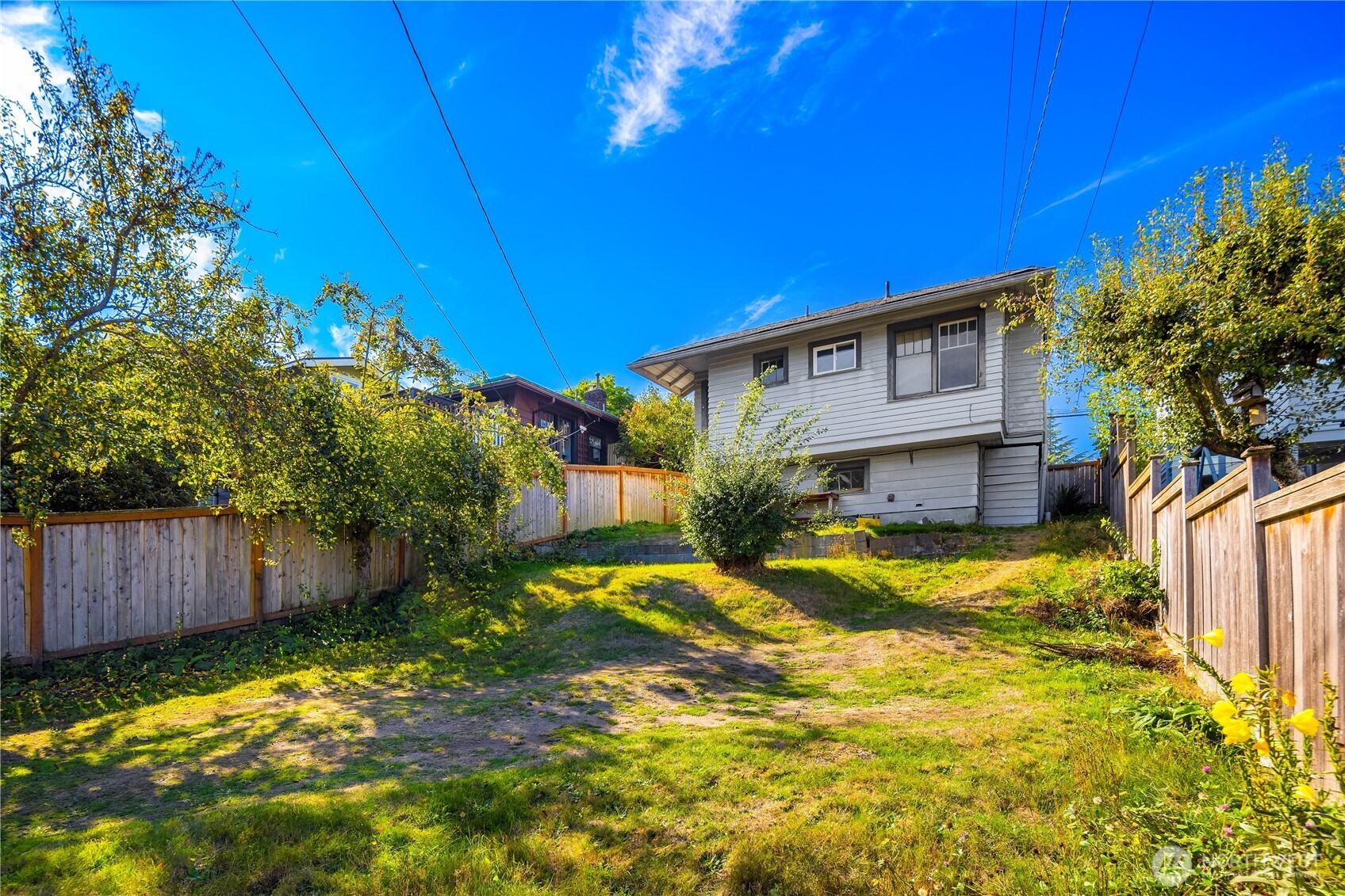 2570 5th Avenue Property Photo 5