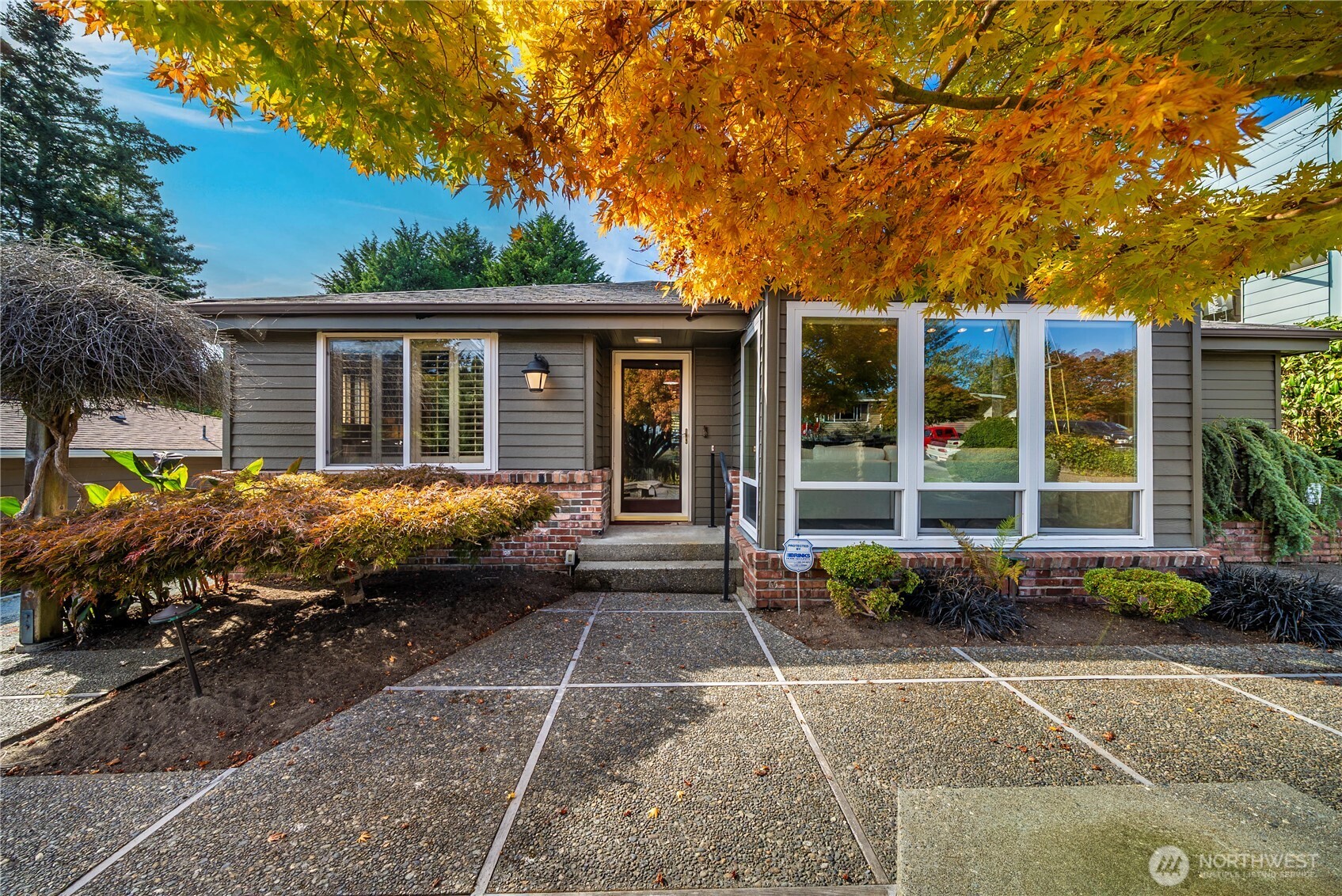 10501 39th Avenue Property Photo 1
