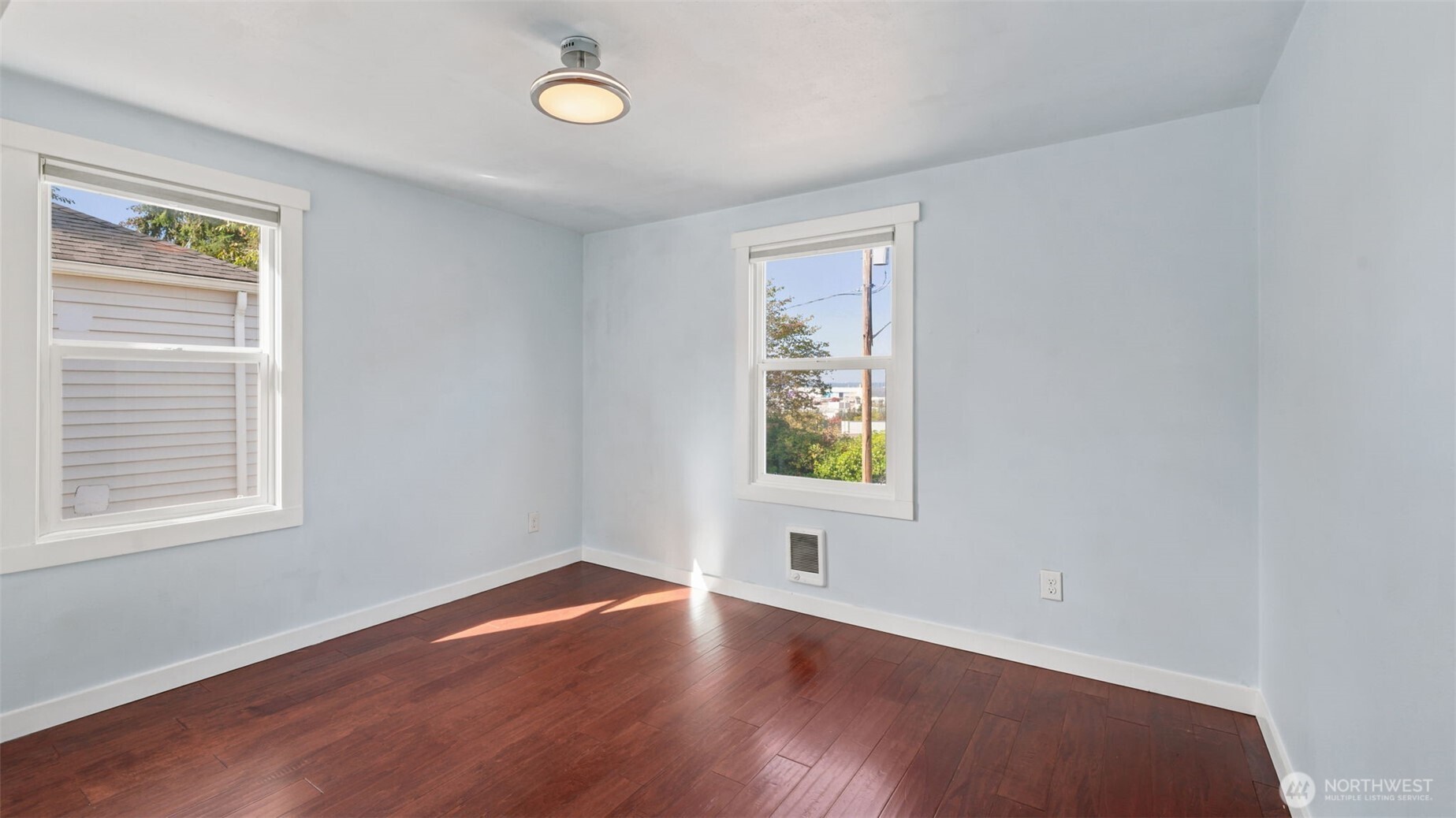 470 Grandey Way Property Photo 10
