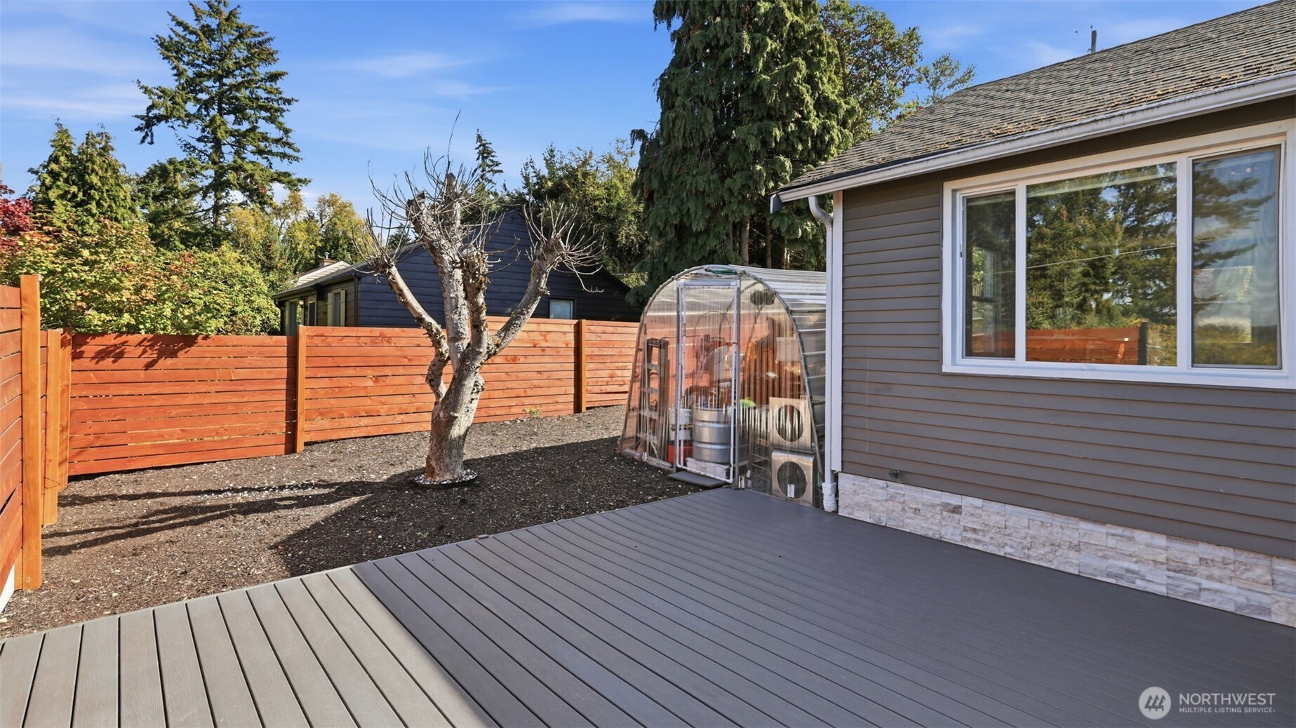 470 Grandey Way Property Photo 22