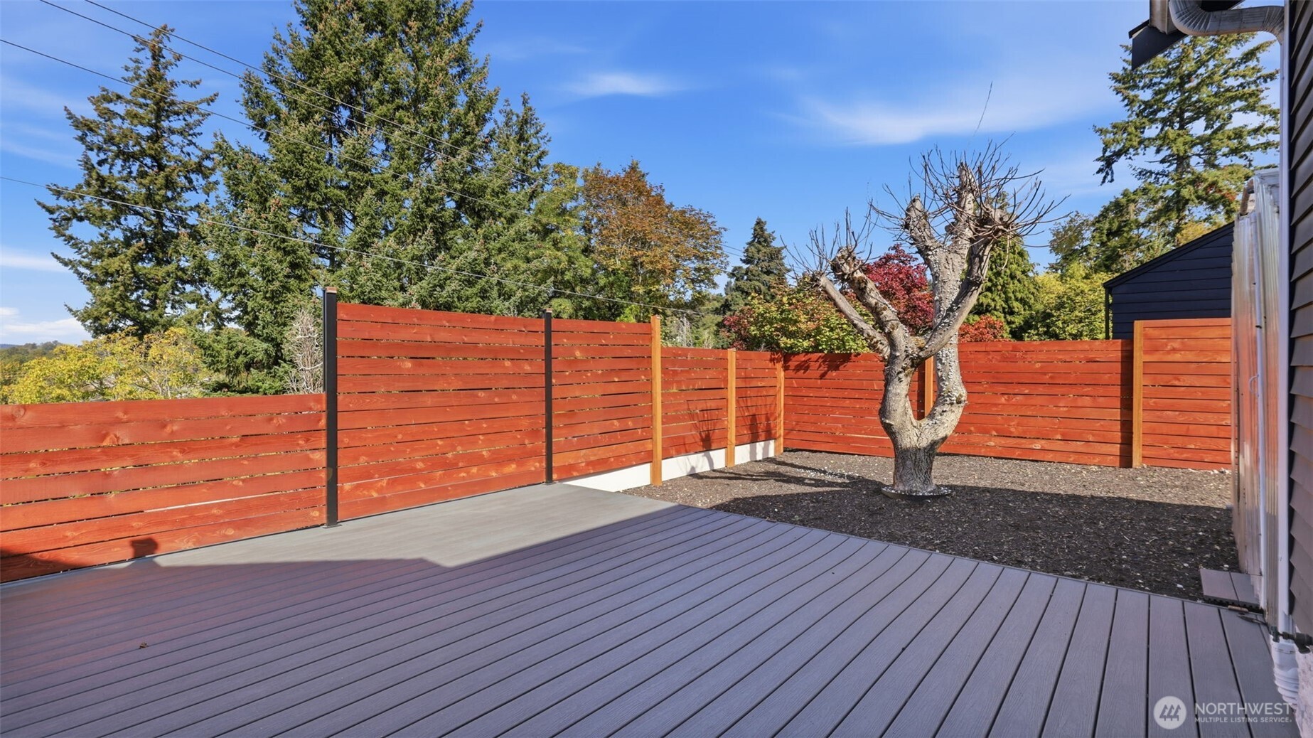 470 Grandey Way Property Photo 23