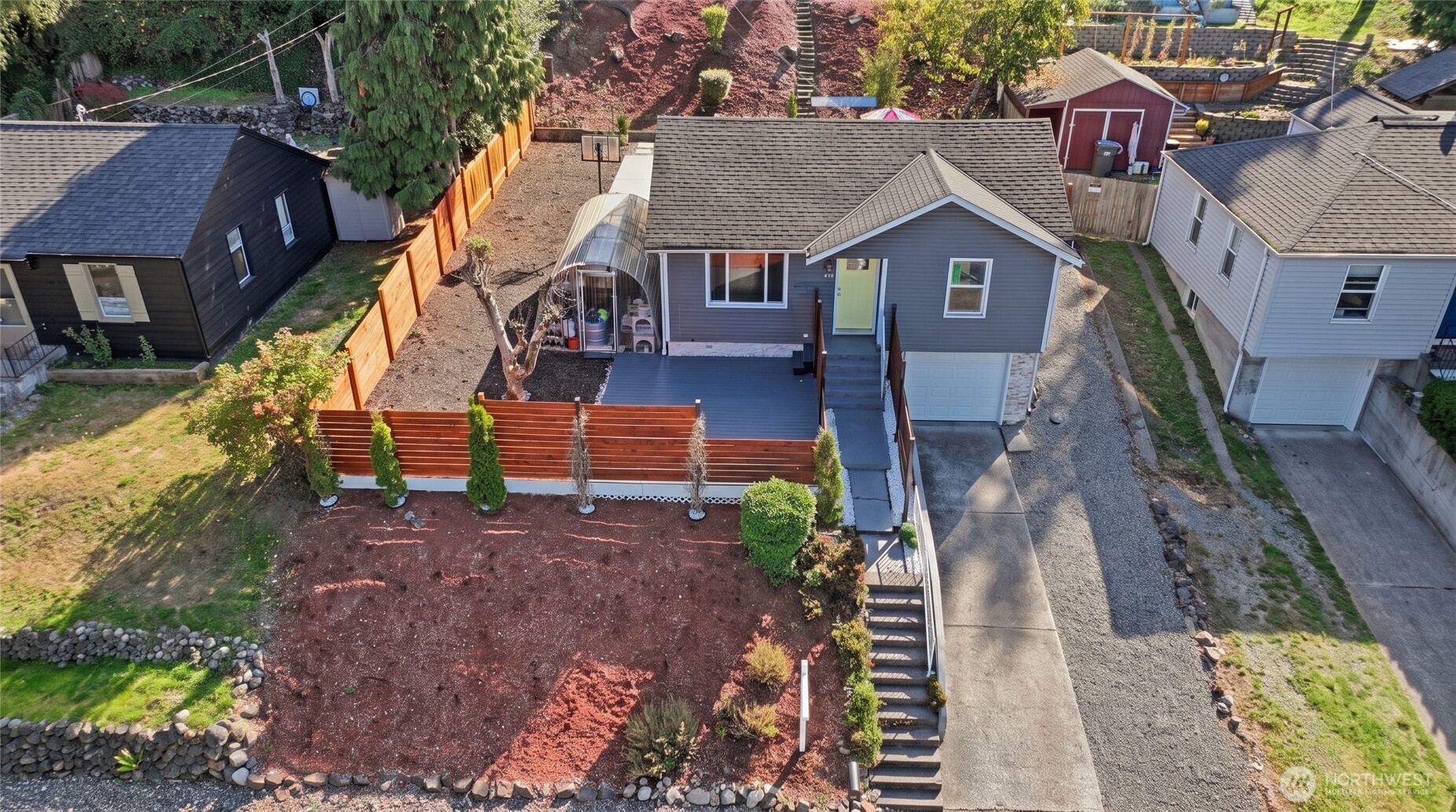 470 Grandey Way Property Photo 24