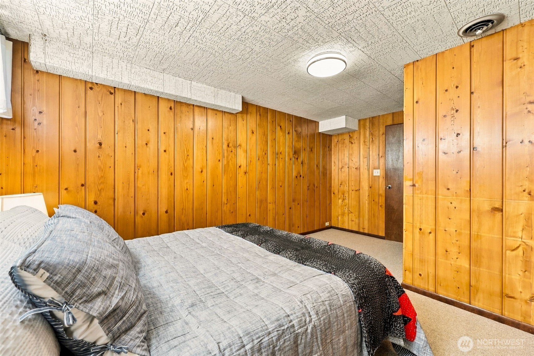 4658 N Lexington Street Property Photo 23