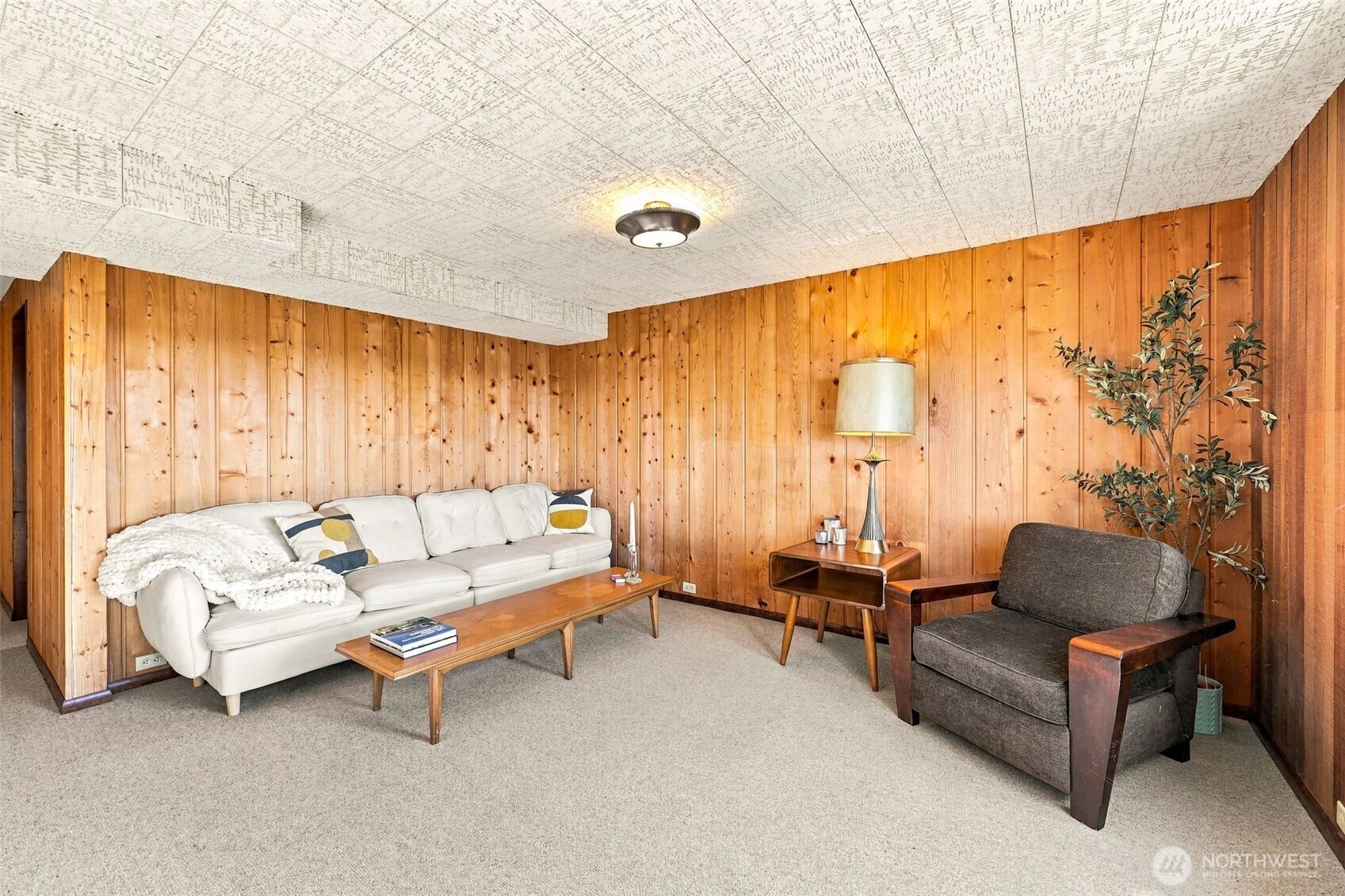 4658 N Lexington Street Property Photo 24