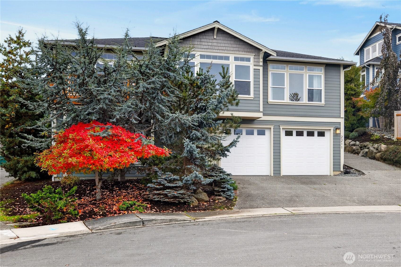 2211 19th Street Property Photo 1
