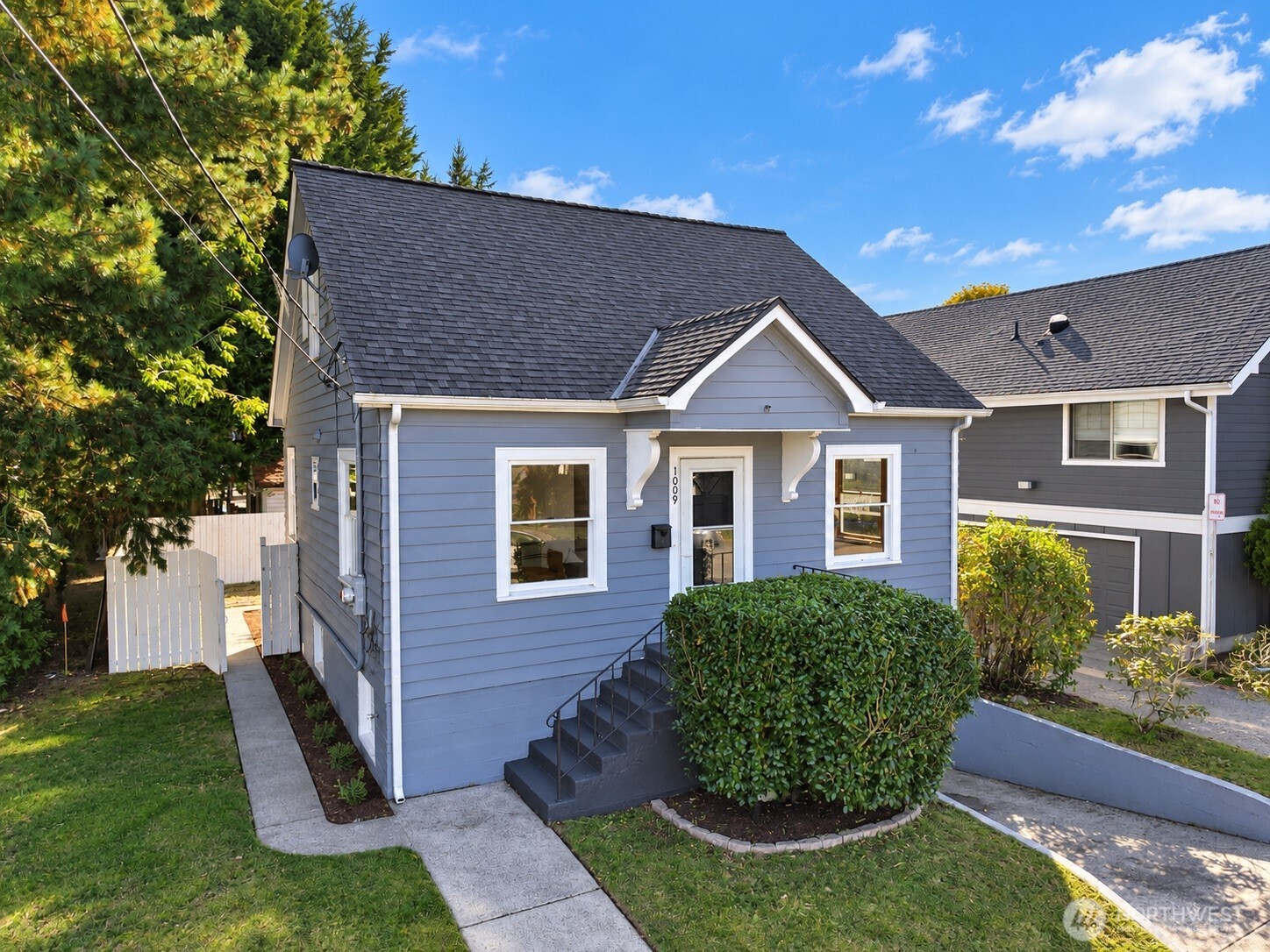 1009 9th Street Property Photo 1