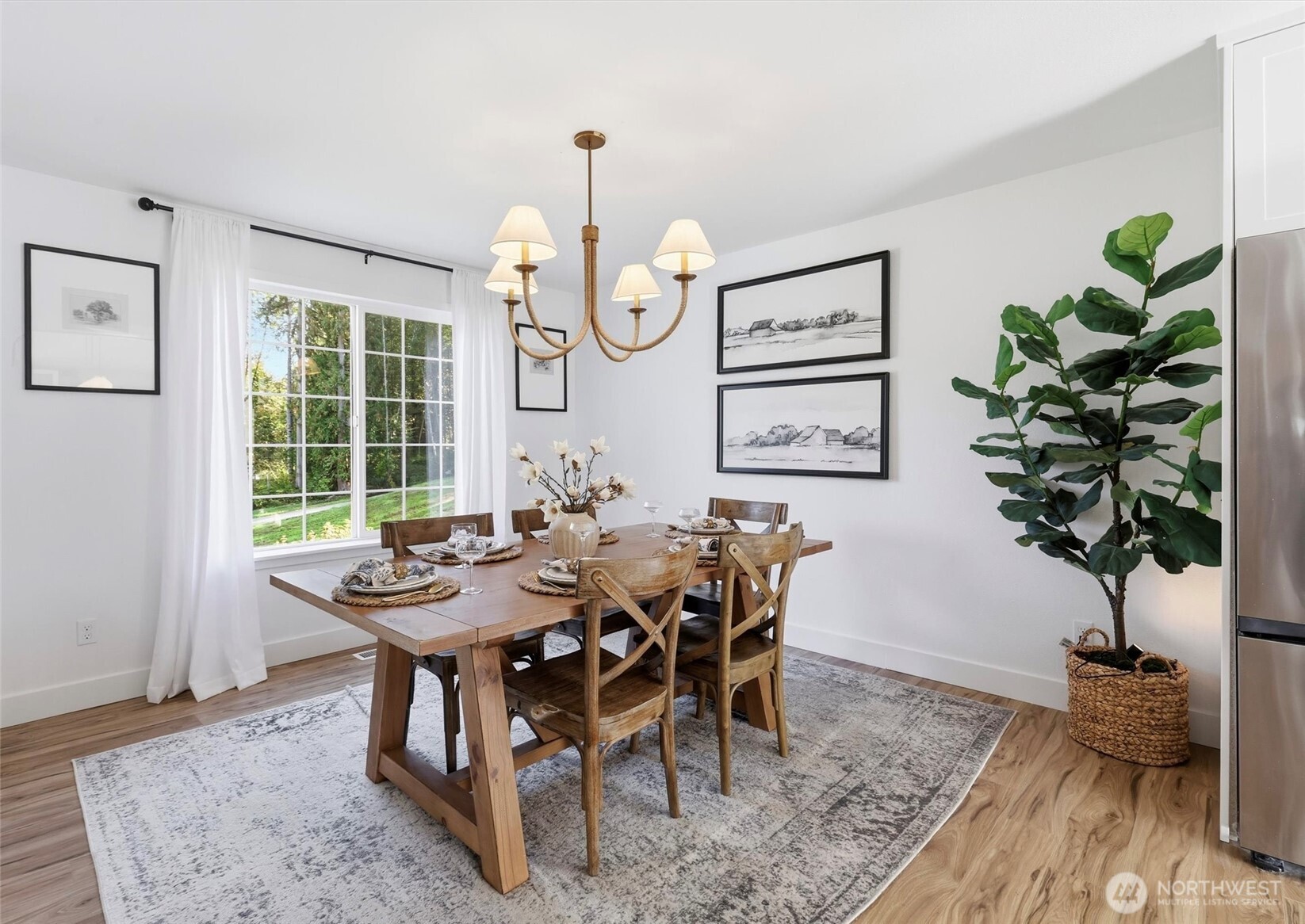 14310 214th Place Property Photo 4