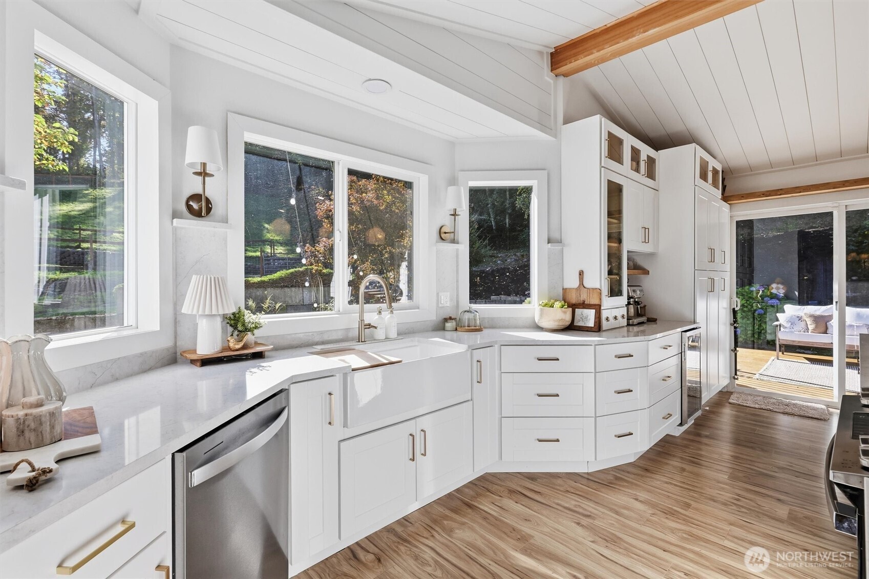 14310 214th Place Property Photo 6