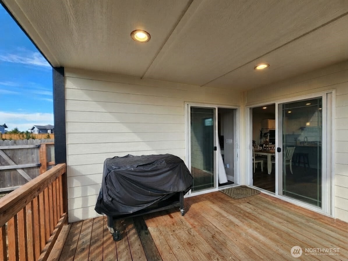 995 Alida Court Property Photo 28