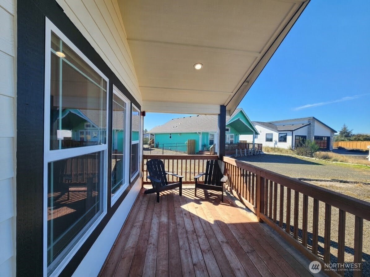 995 Alida Court Property Photo 29