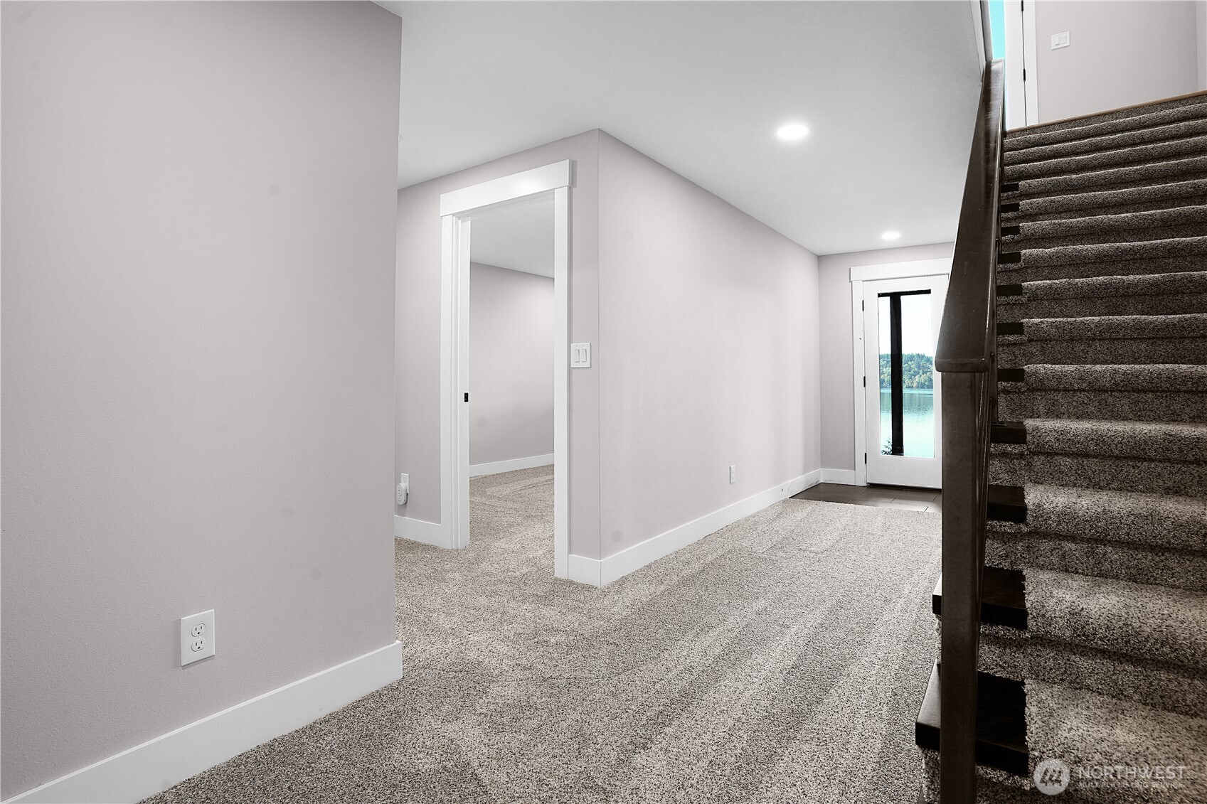 8104 Ellison Loop Property Photo 27