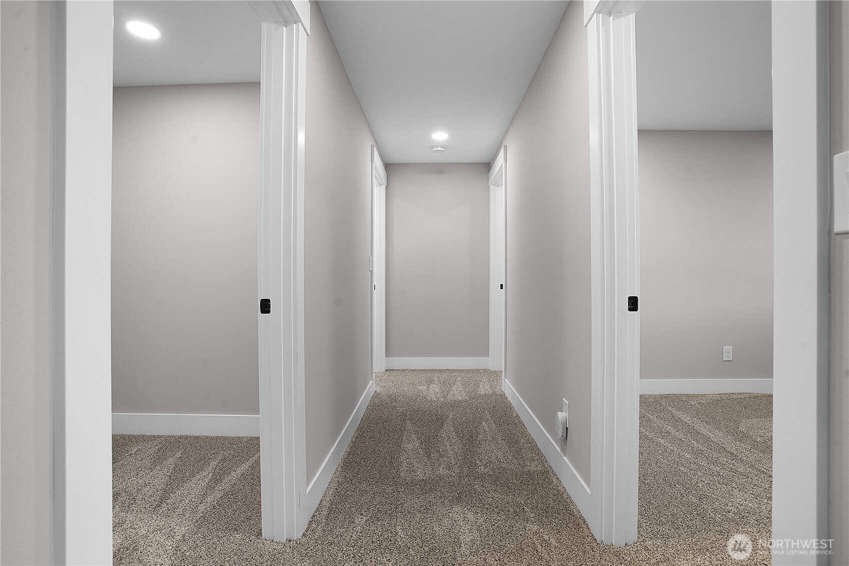 8104 Ellison Loop Property Photo 29