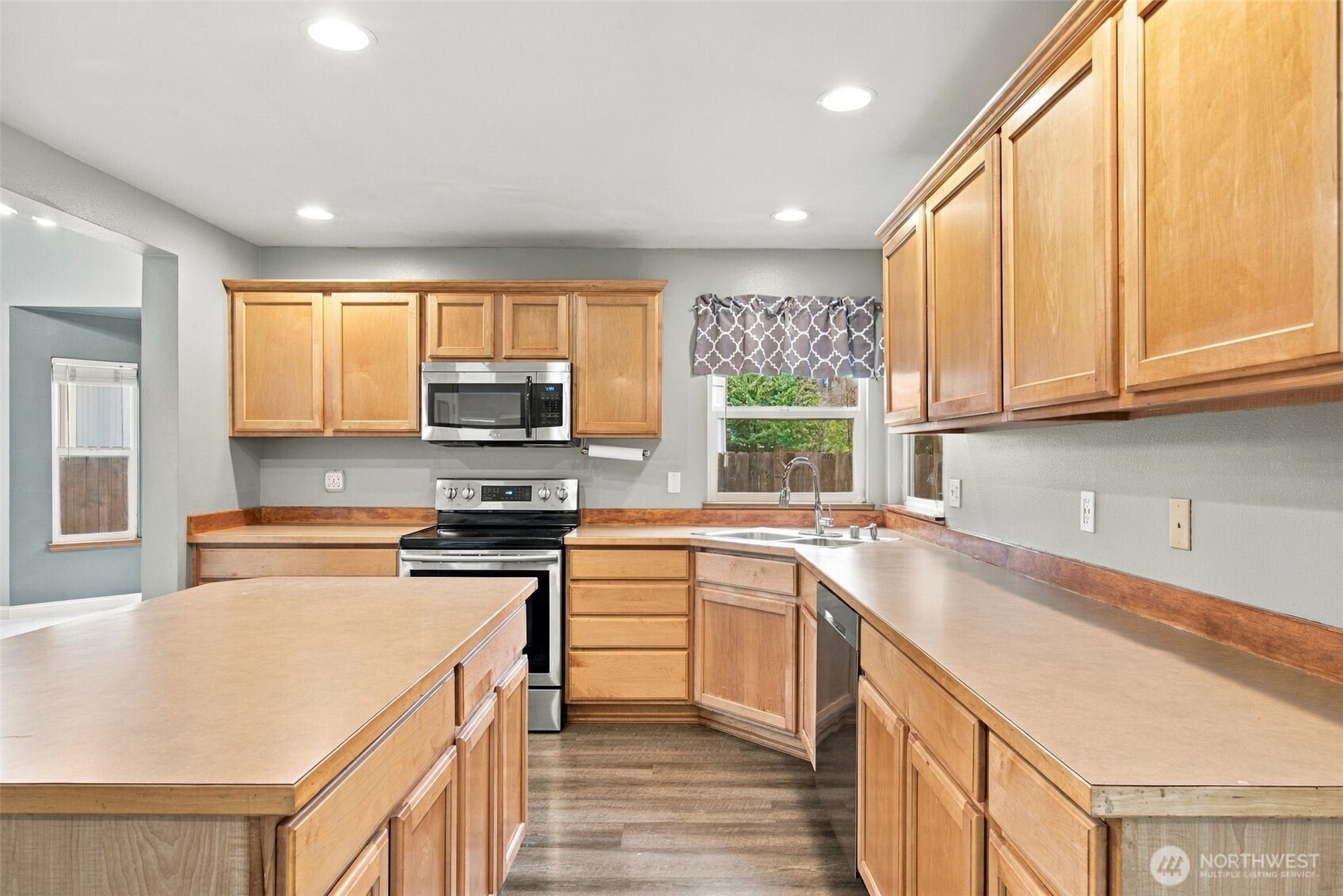 36260 23rd Place Property Photo 11