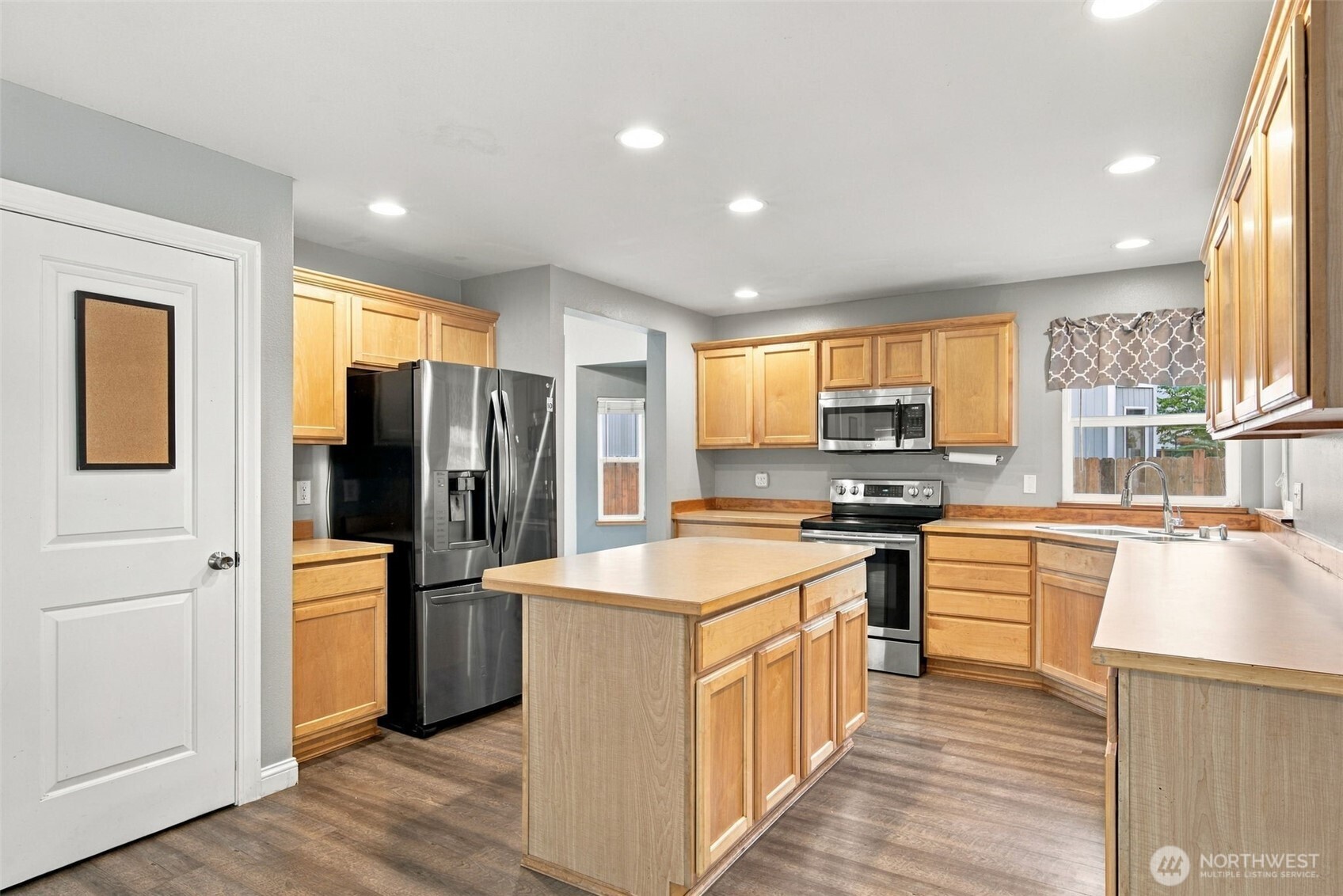 36260 23rd Place Property Photo 12