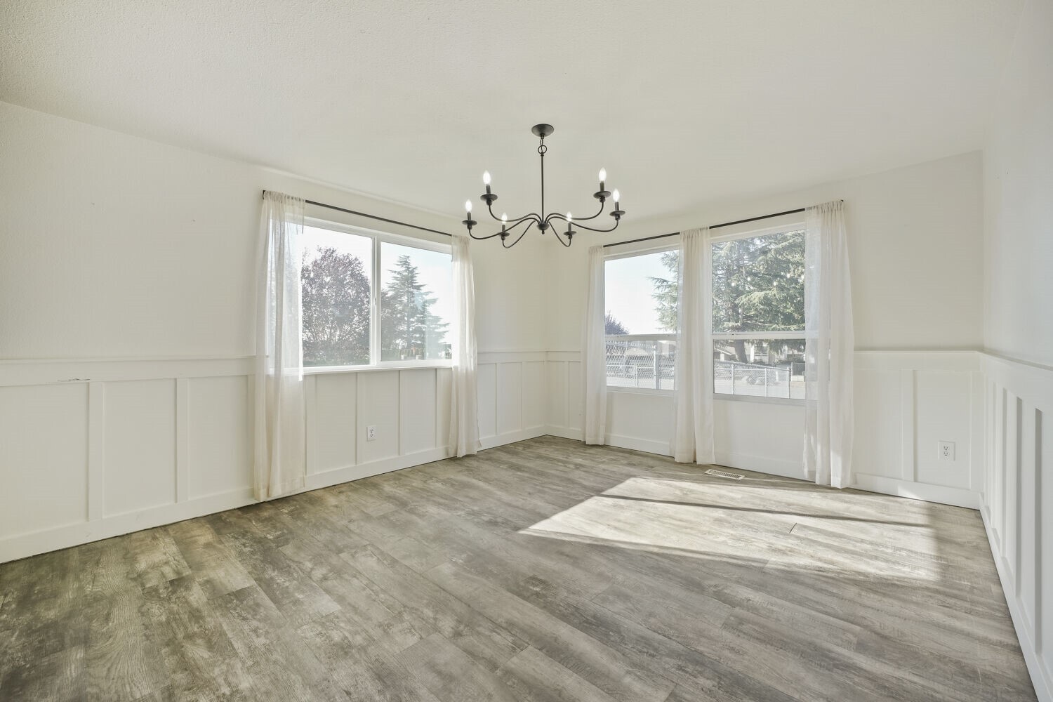 16904 49th Street Property Photo 8