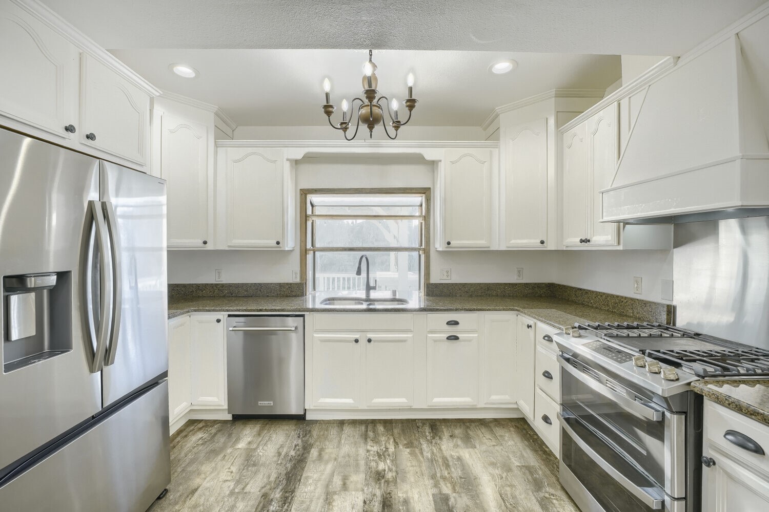 16904 49th Street Property Photo 11