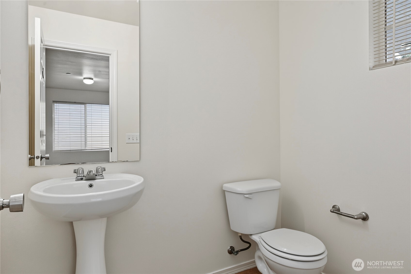 3175 Shaw Street Property Photo 5