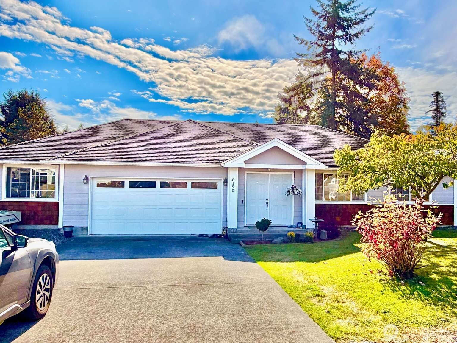 8190 Skagit Way Property Photo 1