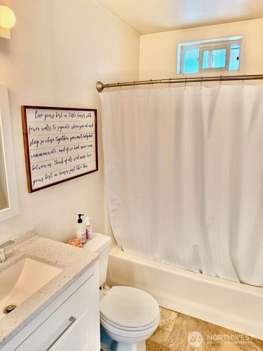 8190 Skagit Way Property Photo 10