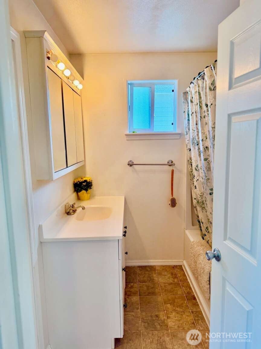 8190 Skagit Way Property Photo 15