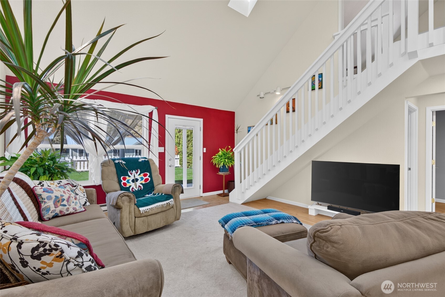 27852 Y Lane Property Photo 3