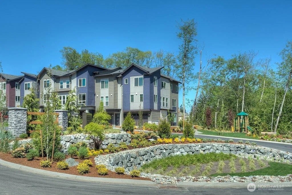 2020 129th Place D Property Photo 1
