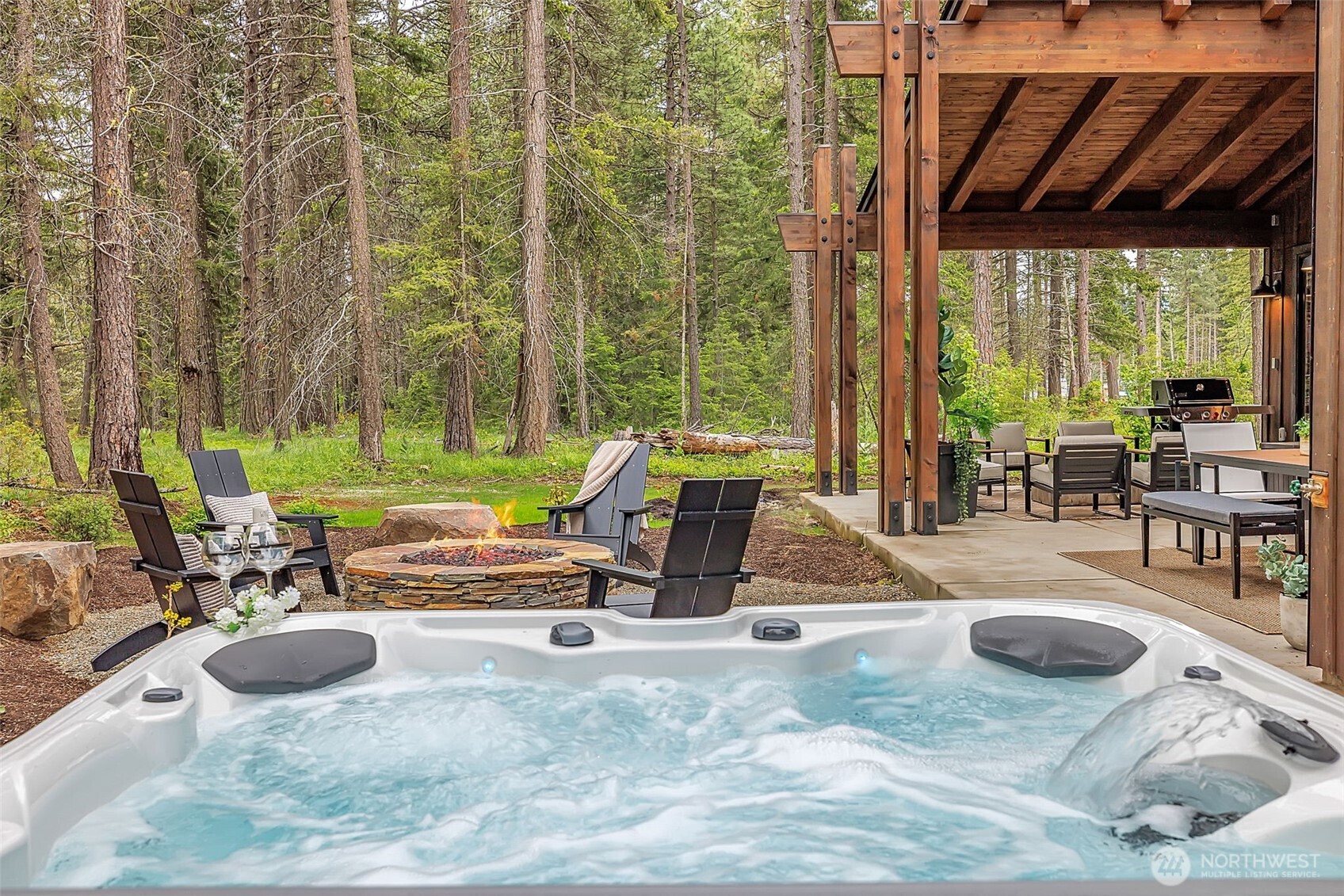 1400 Kokanee Loop Property Photo 20