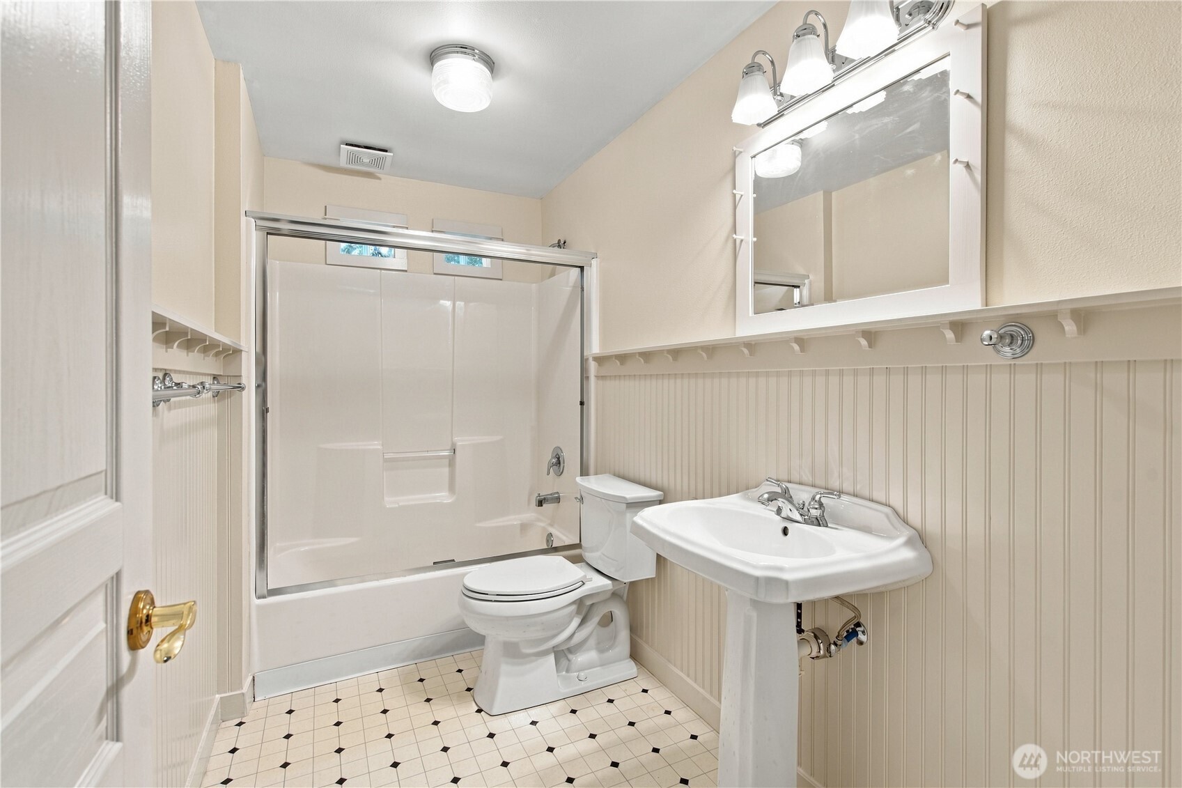 606 278th Avenue Property Photo 15