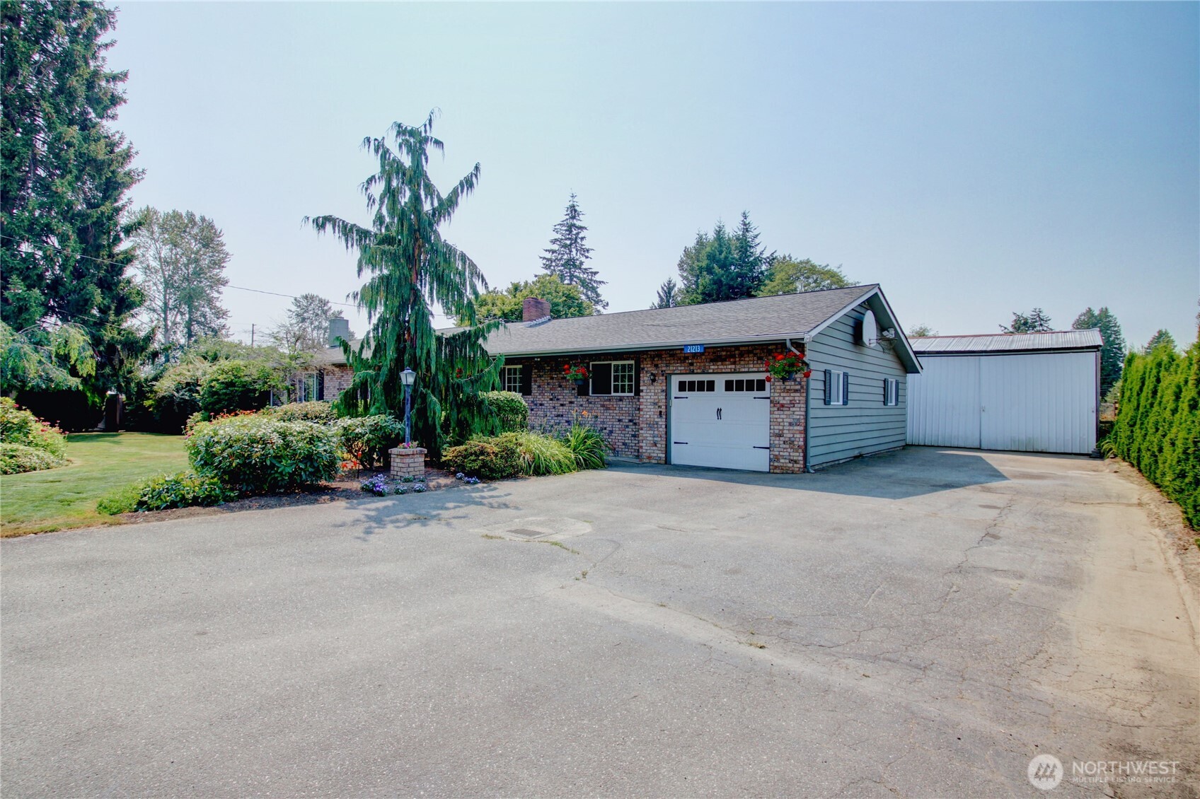 21213 Plaza Drive Property Photo 1