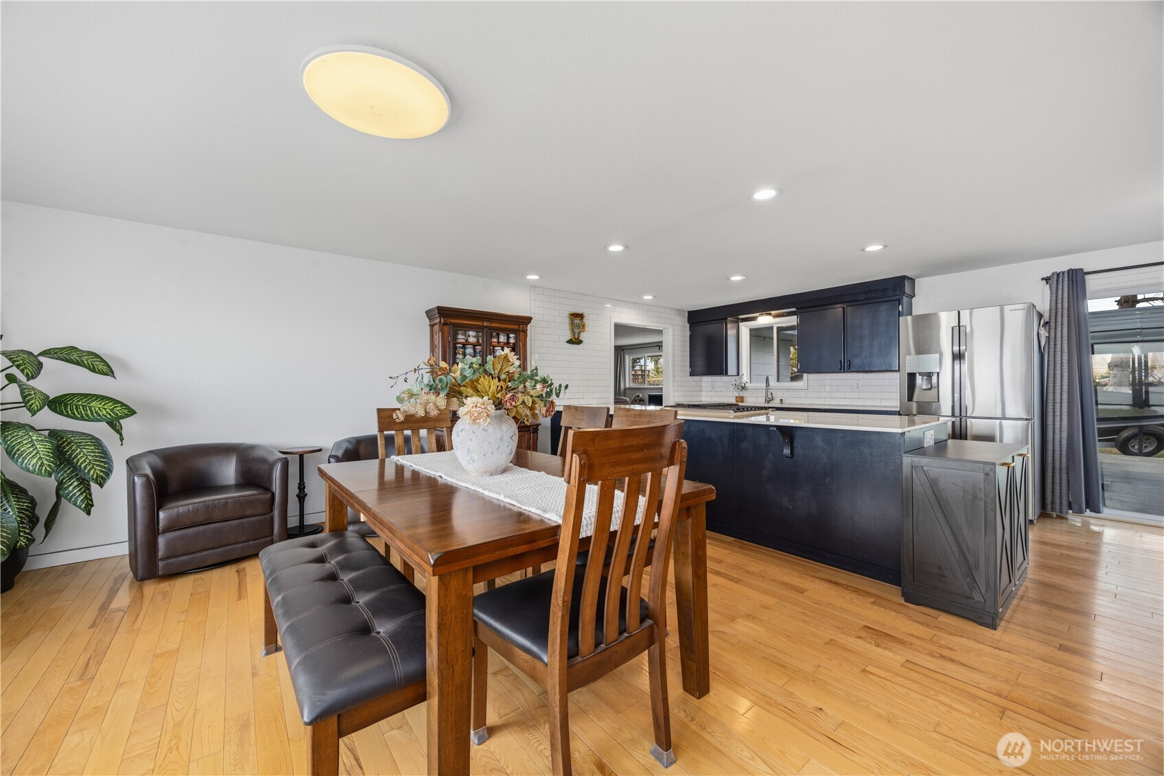 501 1st Street Property Photo 17
