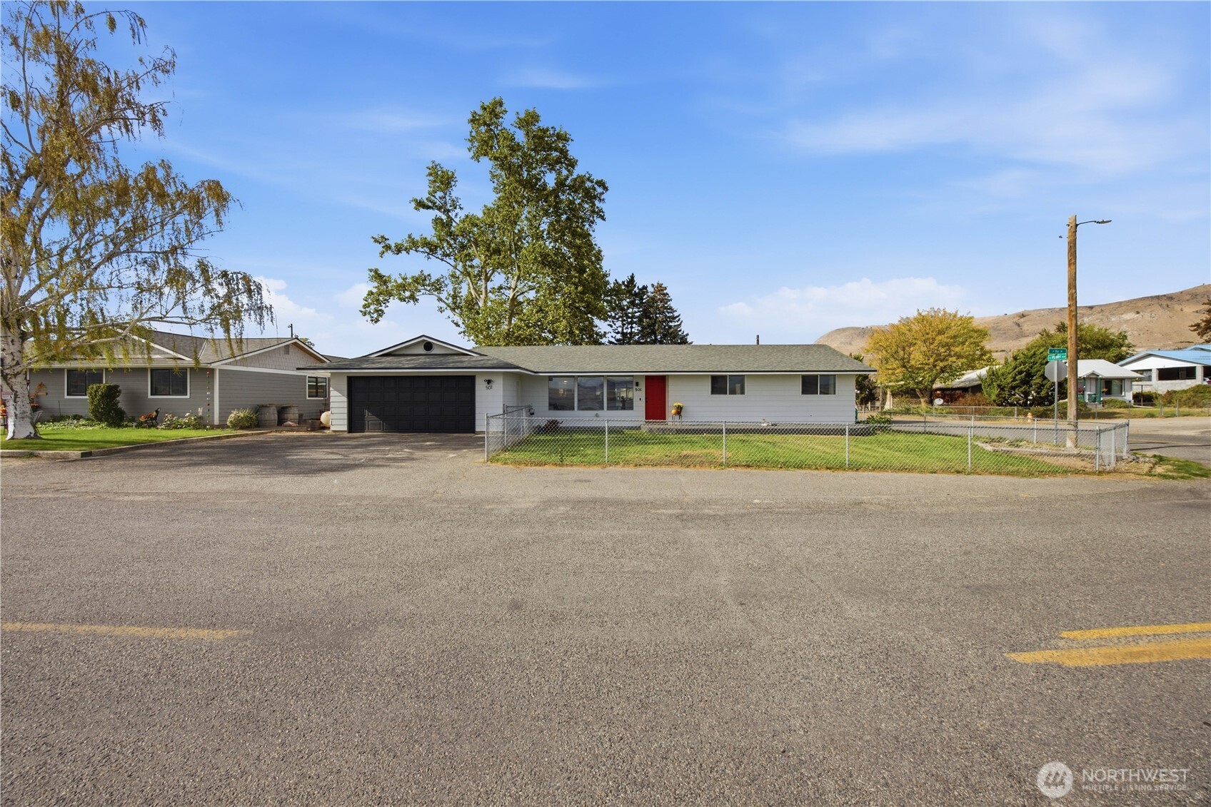 501 1st Street Property Photo 29