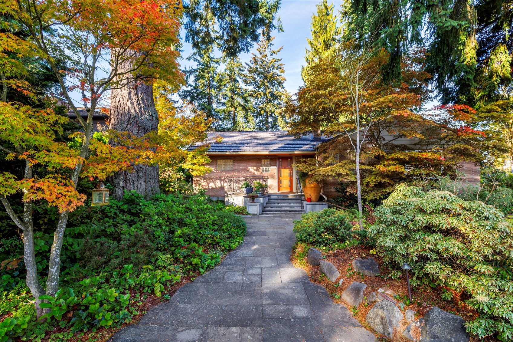 12051 4th Avenue Property Photo 1